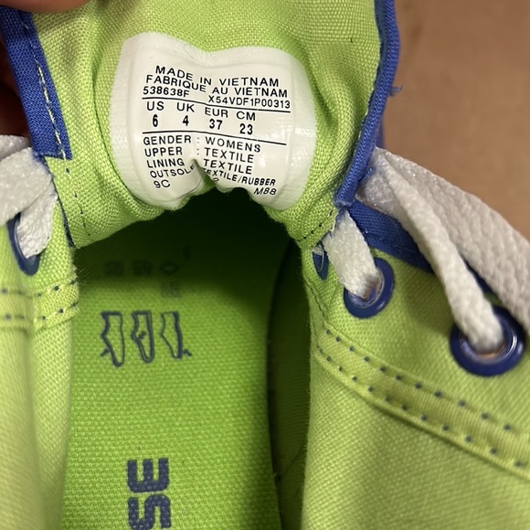 CONVERSE All Star Wedge Lilac Sneakers. Size 6. 1.5" Heel - Picture 12 of 12